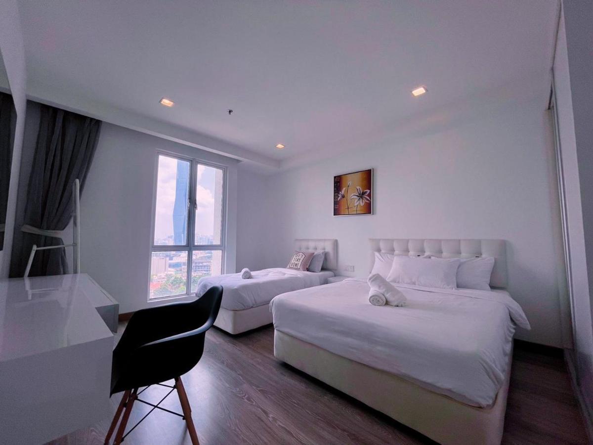 6Pax Suites Kl City Pavilion At Bukit Bintang Netflix & Wifi Kuala Lumpur Exterior foto